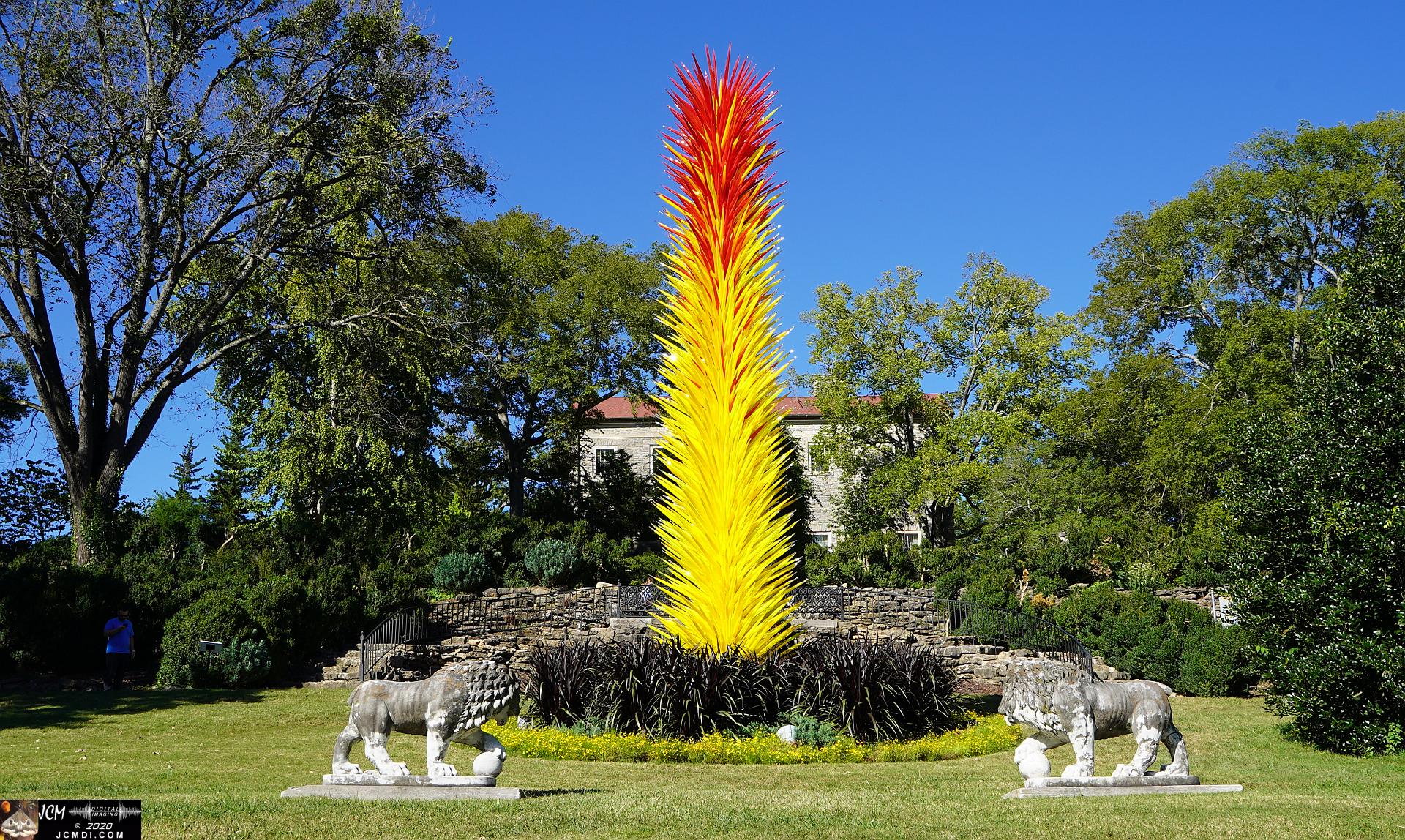 20200930 CheekWood Chihuly - Scarlet and Yellow Icicle Tower